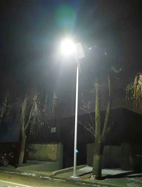 积石山县巴宜太阳能路灯项目