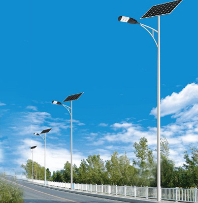 1742828123952659.jpg 巴宜太阳能路灯.jpg