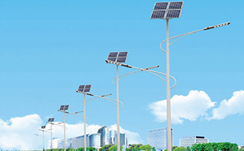 北方冬季巴宜太阳能路灯的保养要点